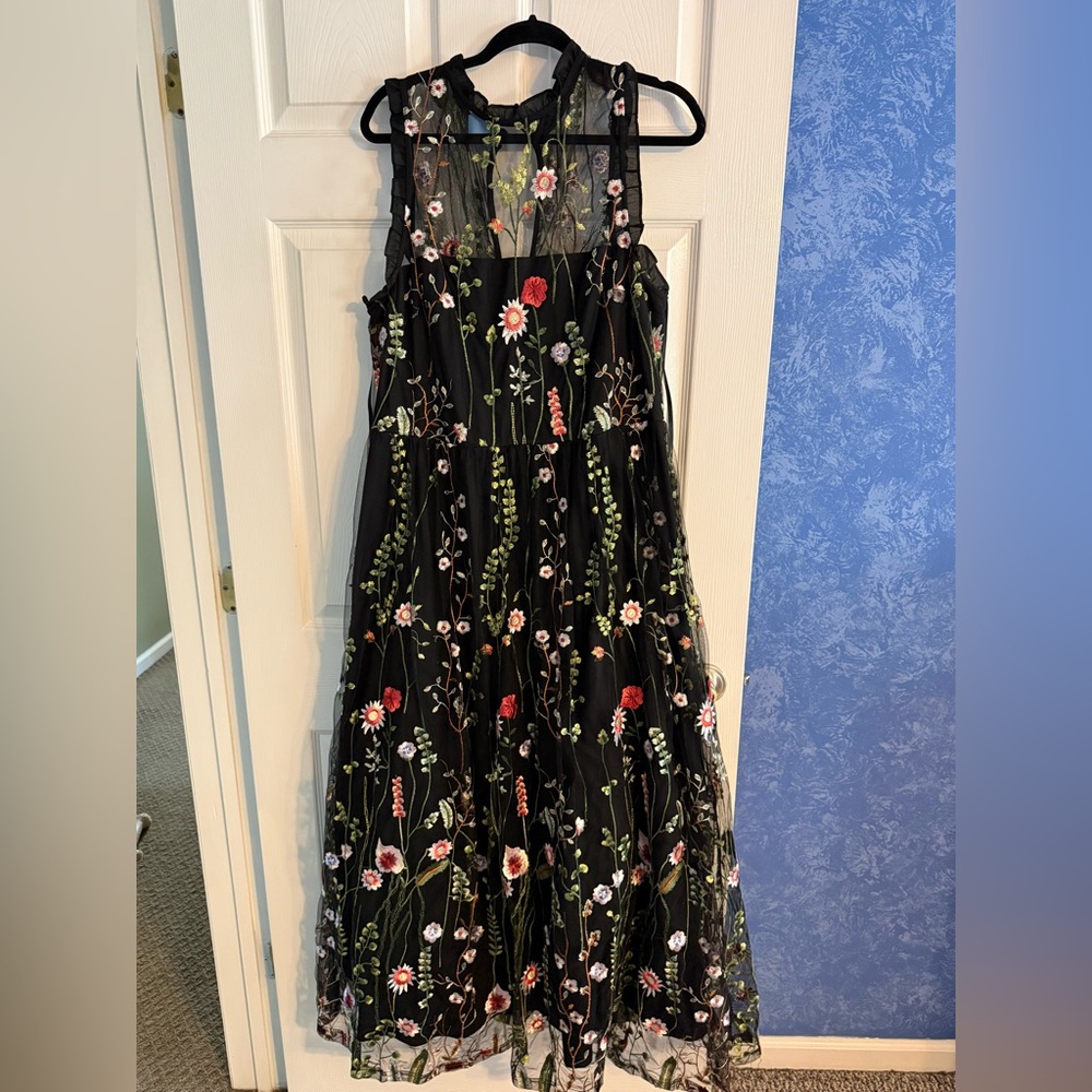 Beautiful Embroidered Floral Gown!